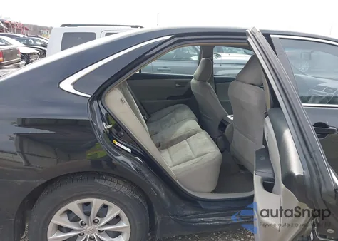 2015 Toyota Camry Le из США, поврежденный, VIN 4T4BF1FKXFR474546